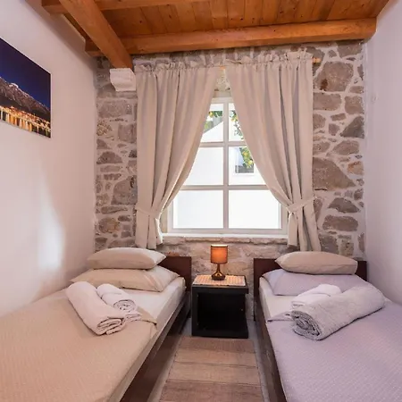 Ferienhaus Fuer 5 Personen Und 1 Kind In Stankovic Bei Orebic, Dalmatien Sueddalmatien Orebić